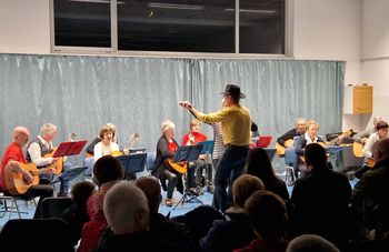 Nastop Akordov v Žapužah