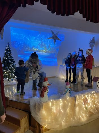 Dedek Mraz je prišel  na Predmejo