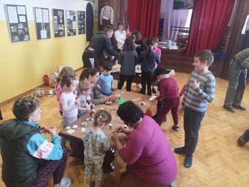 Aprilske ustvarjalnice Aprilske ustvarjalnice