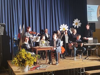 Dvojno praznovanje na Cesti Dvojno praznovanje na Cesti