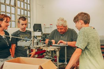 Garaža išče mentorje prostovoljce!