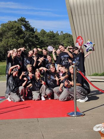 Plesalci Plesne scene EL1 ponovno blesteli