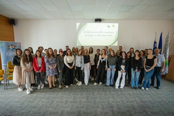 Dijaki spoznavali poklice v praksi