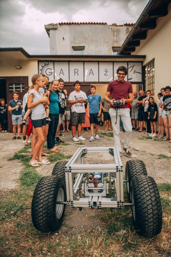 Ajdovsko znanje Ajdovcem