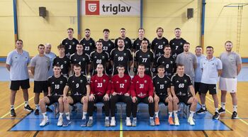 Rokometna vročica na Policah – Ajdovci zmagali na uvodu sezone Rokometna vročica na Policah – Ajdovci zmagali na uvodu sezone