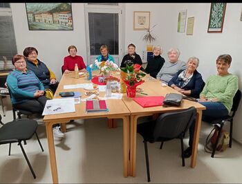 Starejši za starejše – dobrota, ki povezuje generacije