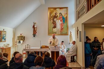 Nova življenja svetim hramom in znamenjem