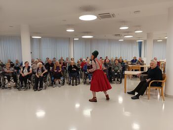 Ni vsak dan navaden - včasih je kar festival smeha in dobre volje!