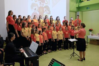 Zaključek zlatega jubileja: 'In pojemo si' - predstavitev zbornika Mladinskega pevskega zbora