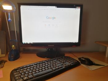 Osnovnošolci potrebujejo računalnike