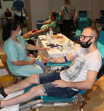 Trenutno jim v Transfuzijskem centru Splošne bolnišnice Celje primanjkuje krvi krvnih skupin 0 + in 0 - Trenutno jim v Transfuzijskem centru Splošne bolnišnice Celje primanjkuje krvi krvnih skupin 0 + in 0 -