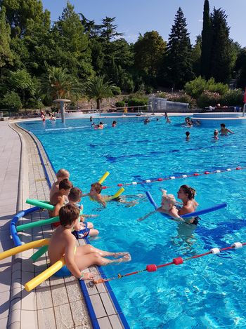 OTROKOM PRIČARAMO NASMEHE OTROKOM PRIČARAMO NASMEHE