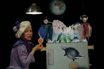 ZAČARANI ČAJNIK IZ ČUDEŽNEGA ZABOJA (japonska pravljica)