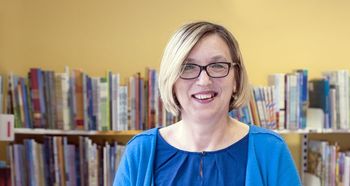 Andreja Brenčič Vukmir: MOŽGANOLOGIJA STARŠEVSTVA. Z nevroznanostjo do zdrave navezanosti