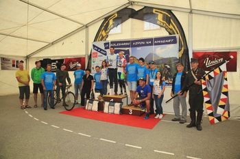 KOLESARSKIVZPON NA MANGART