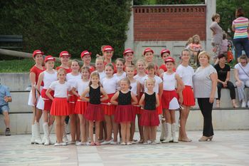 Mažorete in twirling ponujajo veliko razvoja in odkrivanja