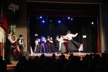 Tradicionalni novoletni koncert v prenovljenem domu 