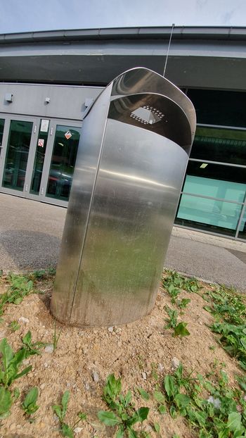 Metrel Mehanika donirala koše za smeti