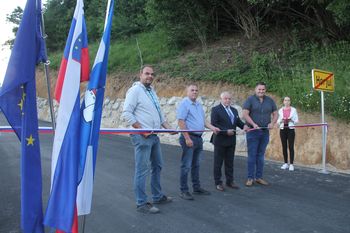 Otvoritev prenovljene ceste na Koreno