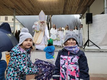 Sveti Miklavž je prinesel sneg in darila