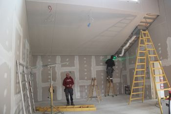 Prizidek k vrtcu lepo napreduje