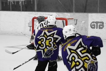 Inline Hokejisti meljejo naprej