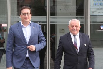 Vladni obisk v Horjulu