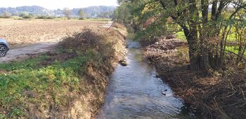 Čiščenje vodotokov za manj poplavljanja