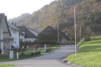 Manj elektrike za več svetlobe