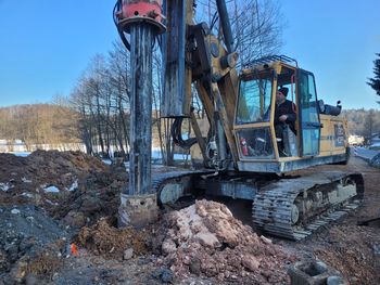 Postavitev pilotov za ''kolesarko'' in rekonstrukcijo javne ceste