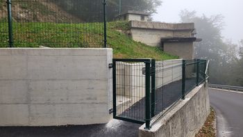 Ograja na vodohranu Horjul za večjo varnost