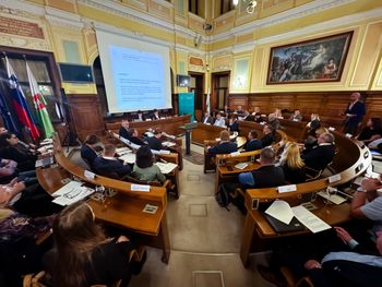 Župani in vodilni politiki o razvoju Ljubljanske urbane regije