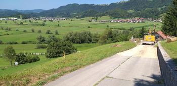 Ureditev javne poti v naselju Lesno Brdo