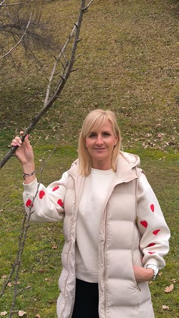 Gradimo na povezovanju športa in skupnosti za dobro vseh Gradimo na povezovanju športa in skupnosti za dobro vseh