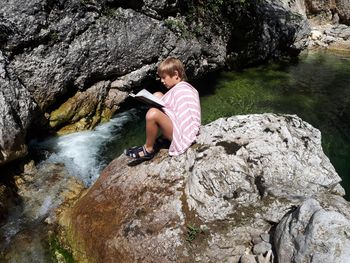 PREDSTAVITEV PESNIŠKE ZBIRKE PRIMOŽA BIZJANA