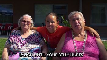 Tudi starejši občani plešejo na Despacito!