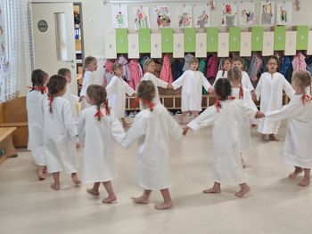 Obisk folklornega krožka Sonček iz Semiča