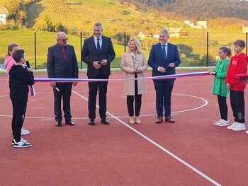 Otvoritev novega športnega igrišča pri OŠ Milana Majcna Šentjanž Otvoritev novega športnega igrišča pri OŠ Milana Majcna Šentjanž