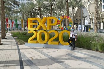 Kolesarska animacija v Dubaju na Expu 2020