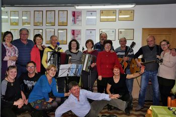 Martinovanje folklornikov iz Vipave Martinovanje folklornikov iz Vipave