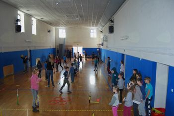 Budanjski učenci z gibanjem v pomlad