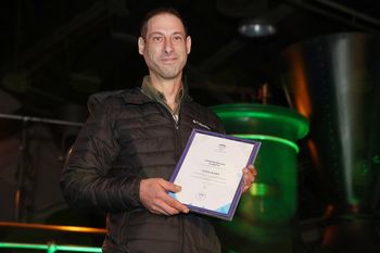 Klavdij Blažko - dobitnik plakete Olimpijskega komiteja Klavdij Blažko - dobitnik plakete Olimpijskega komiteja