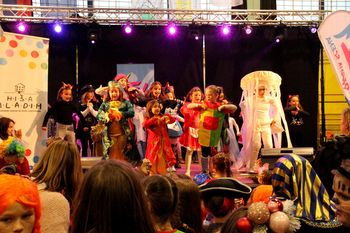 Pustovanje in počitniško varstvo v MKC Hiša mladih