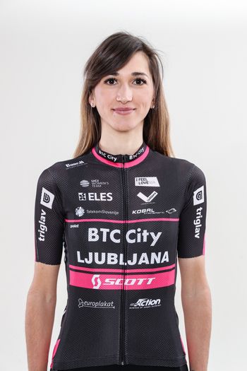 Polona Batagelj uspešno prikolesarila do zaključka kariere