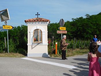 Obnovljena kapelica 'Pri pili'