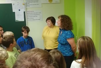 Dobrodelnost v petih razredih