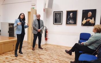 Voden ogled razstave Tadeja Žugmana