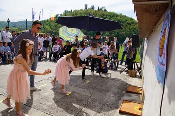 Tradicionalno ciljanje pirhov v Mirnu