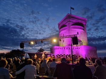 ZVOKU MIRU ODMEVALI OD CERJA DO SREDIPOLJA