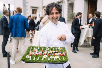 Čarobnost akordov med češnjami in šparglji zazvenela v popolnem gala doživetju 